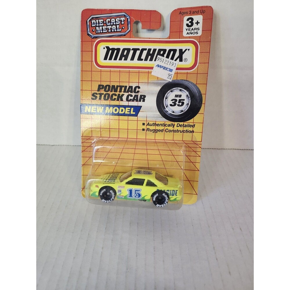 Matchbox MB35 the Pontiac Stock Car #15 Yellow Seaside